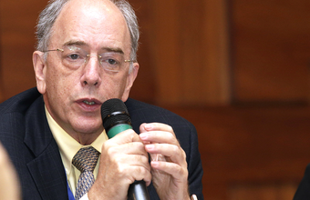 Em Brasília, ministros e Petrobras discutem alta no preço dos combustíveis