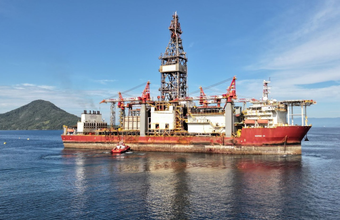 Navio-sonda Norbe IX, da Foresea, passa por manutenção programada em Angra dos Reis