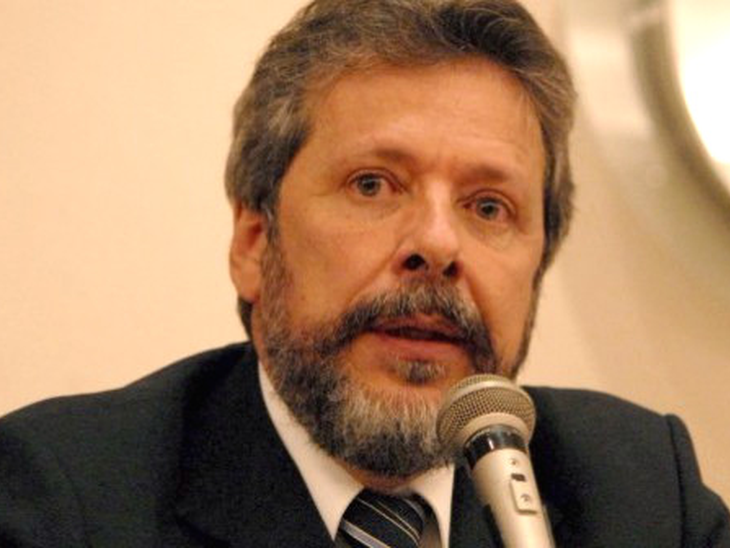 Postos de gasolina já repassam aumento de tributos 