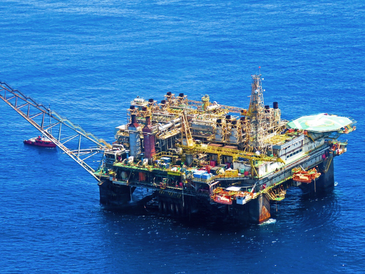 Petrobras coloca em leilão online as plataformas P-26 e P-19