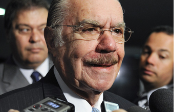 Sarney diz que Senado criará esta semana comissão para analisar pedidos de governadores
