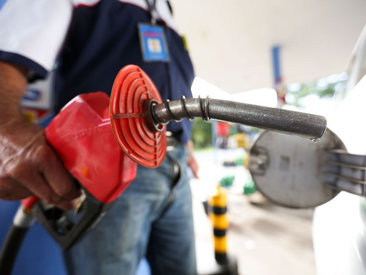 Abaixo da média nacional, Região Sudeste fecha a primeira quinzena de agosto com gasolina a R$ 5,71