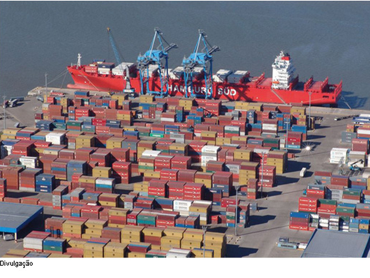 Média diária de exportações em dezembro recua ante 2010