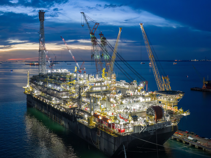 P-82 inicia viagem rumo ao Brasil