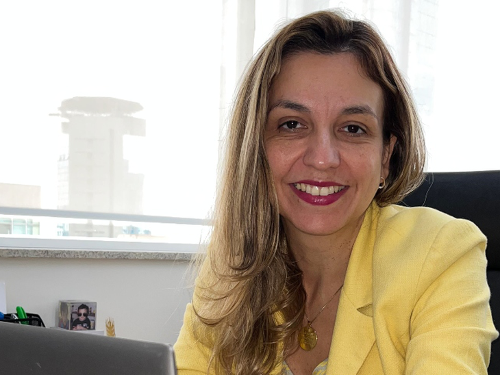 Exercer a liderança vai muito além de comandar. Ela envolve muito autoconhecimento e um trabalho imenso para desenvolver o outro,  por Shirley Fernandes