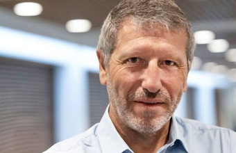 Schneider Electric reforça a economia verde ao abrir 2.500 vagas de emprego em todo o mundo