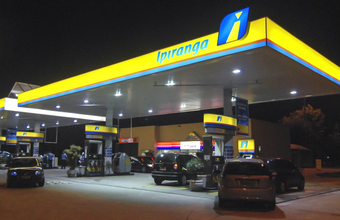 Rede Ipiranga oferece desconto na compra de combustível através do Abastece Aí