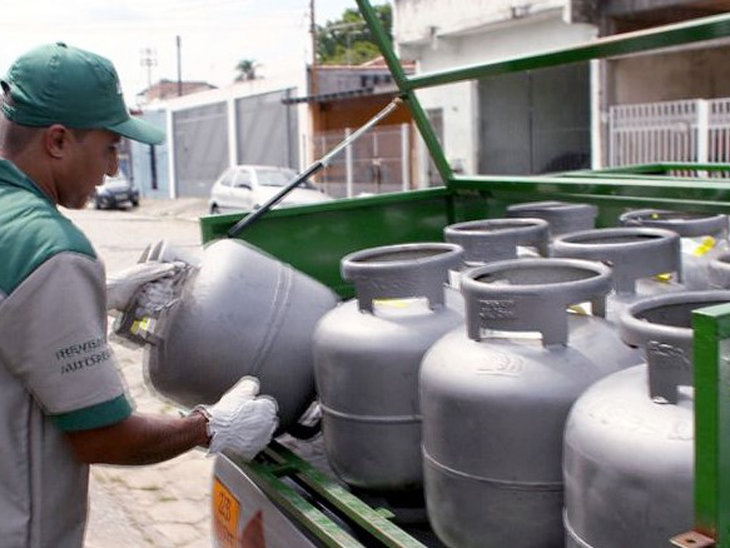 Petrobras inicia processo competitivo para venda da Liquigás