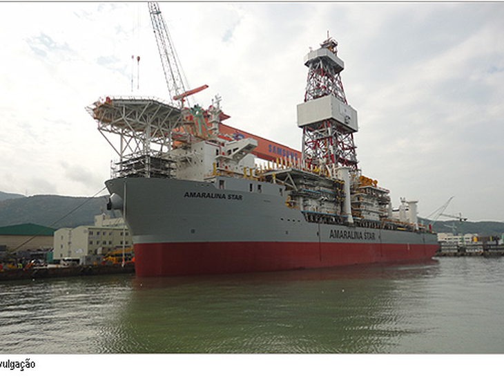 Navio-sonda da QGOG chega ao Brasil para operar em águas ultraprofundas