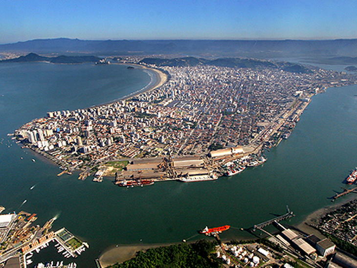 Etanol brasileiro ganha o mundo a partir do Porto de Santos