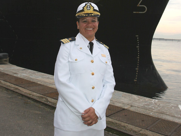 Transpetro nomeia primeira mulher comandante de navio mercante do Brasil