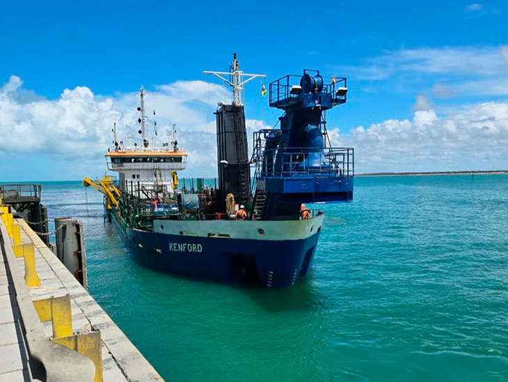 Dragagem marca ampliação das atividades no Terminal Marítimo Inácio Barbosa