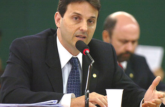  Câmara aprova regime de partilha do pré-sal