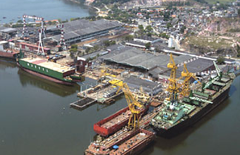 Transpetro, Estaleiro Eisa e BNDES assinam contrato de financiamento para mais quatro navios 