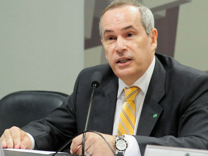 Na busca de investidores estrangeiros para os próximos leilões de petróleo  