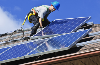 Cliente do setor elétrico pode se tornar pequeno produtor de energias renováveis