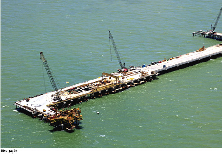 LLX planeja embarque da Anglo por Açu no fim de 2012