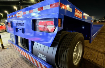 Implementos São Paulo expõe Semirreboque 1 eixo na Mossoró Oil & Gas 2025