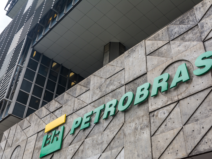 Petrobras informa sobre venda de participação na Braskem