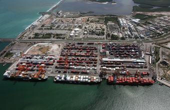 Porto de Suape retoma dragagem do canal de acesso ao estaleiro Vard Promar