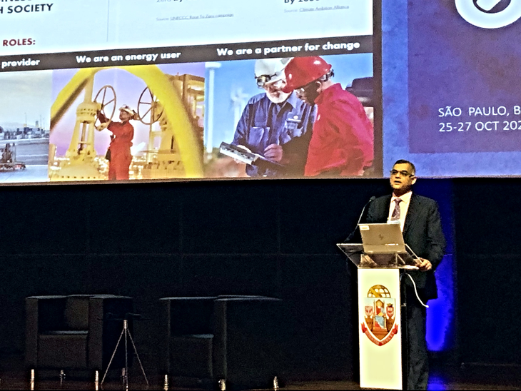 Zerar emissões de gases de efeito estufa até 2050 é meta possível, diz executivo da Shell