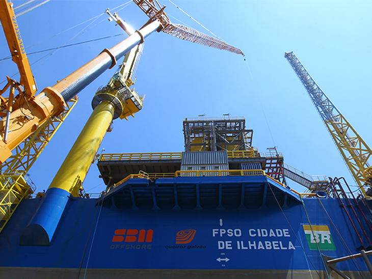 Pré-sal terá 10 novos dutos rígidos para produzir 150 mil barris de petróleo por dia