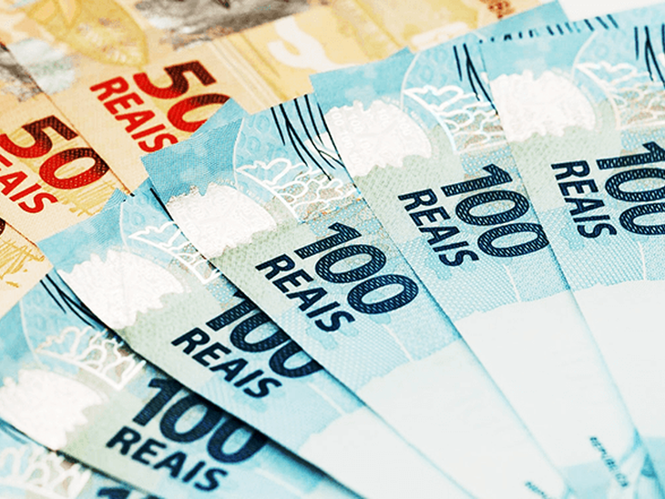 Becomex, especialista em eficiência tributária, promove seminário com membros da Receita Federal e economistas