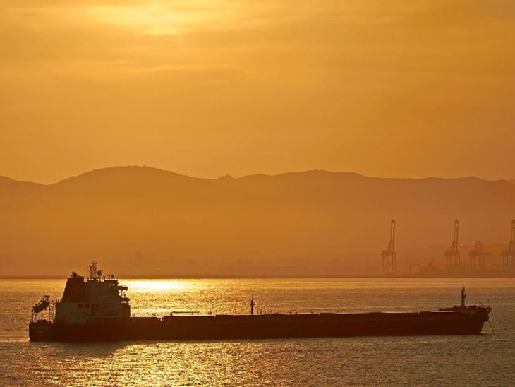 Transpetro lança licitação para contratação de navios de médio porte