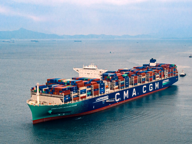 Navio de 15.264 TEUs movido a GNL construido no Hyundai é incorporado à frota da CMA CGM