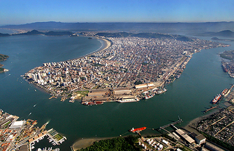 Etanol brasileiro ganha o mundo a partir do Porto de Santos