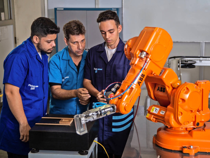 Firjan SENAI tem mais de 11 mil vagas gratuitas em qualificação profissional