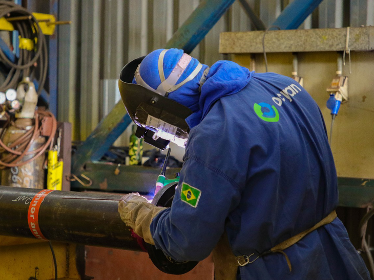 Ocyan realiza feirão de empregos em funções como pintor e caldeireiro para trabalho offshore com recrutamento diretamente na base de manutenção e serviços em Macaé