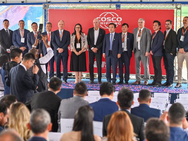 Porto do Rio de Janeiro inaugura serviço da Cosco