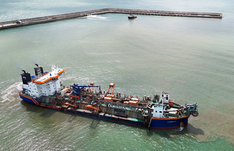 Porto do Açu e Van Oord anunciam primeira dragagem com biocombustível