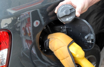 Revisão da frequência de reajustes nos preços de combustíveis pode ser feita pela Petrobras