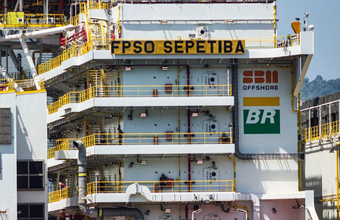 Presidente da Petrobras visita FPSO Sepetiba em Angra dos Reis