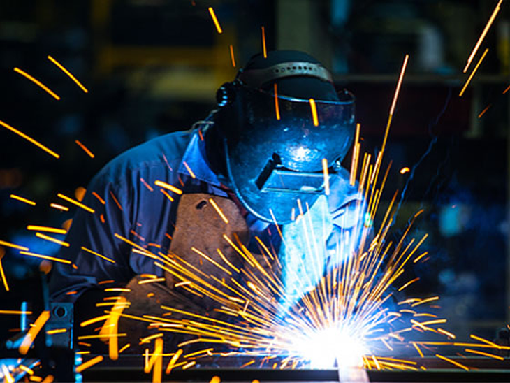 Ibre: confiança dos empresários da indústria é a mais baixa desde 2009