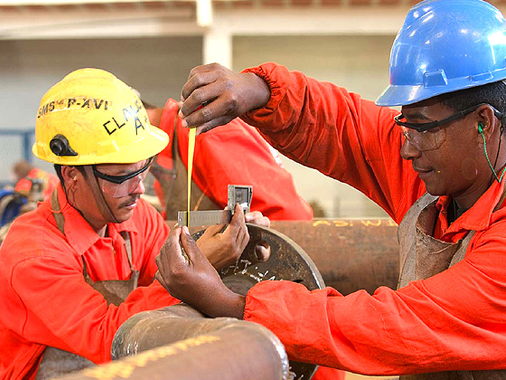 Atividade industrial apresenta recuperação no início de 2013