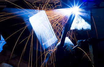 Faturamento da indústria cresce, mas tendência é de desaquecimento