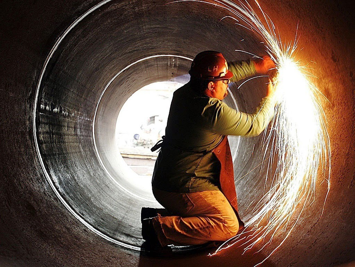 Capacidade instalada na indústria cresce em abril, divulga CNI